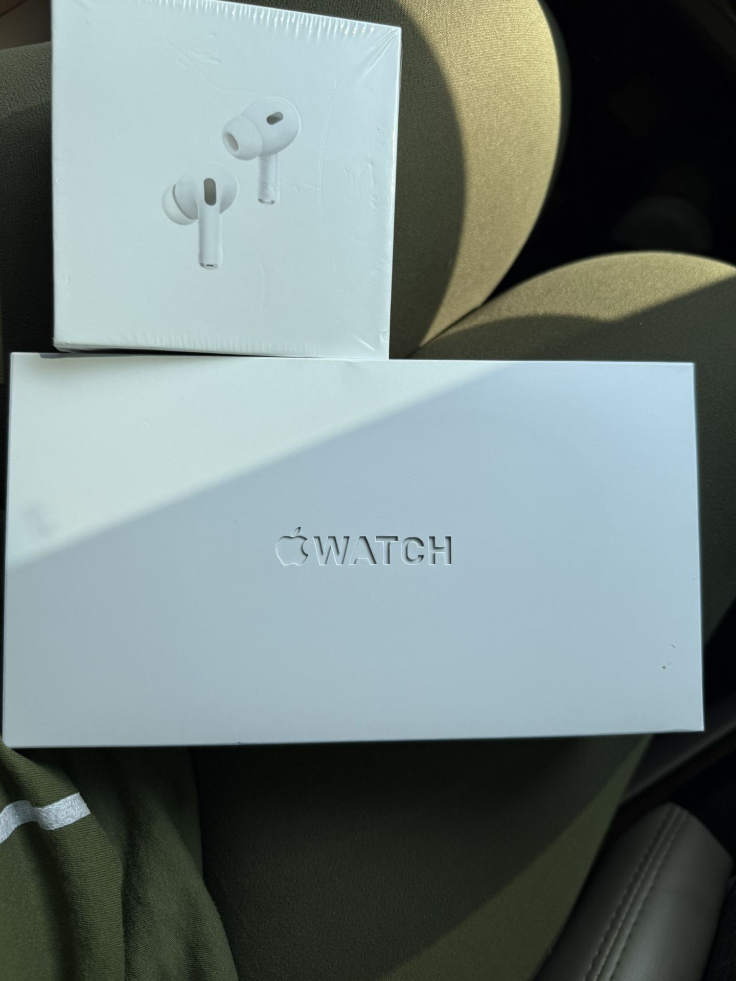 Brand New Apple iPod 2 And Apple Watch Ultra 42m For Sale