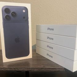 Apple iPhone 17 pro max 256gb unlocked for any carrier (other colors available) 