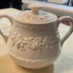 Wedgwood Queensware Embossed Cream On Cream Sugar Bowl w/ Lid