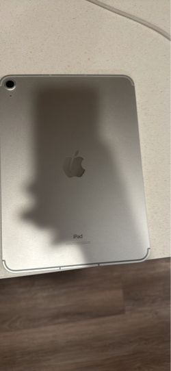 iPad 10th gen