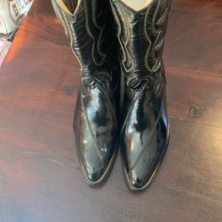 Black Boot 6