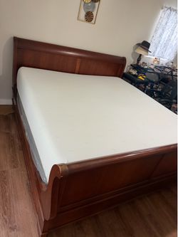 King Size Bed & Chest