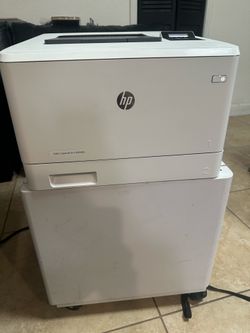 HP Color Laserjet Pro M454dn (Like New)