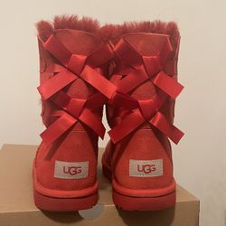 UGGS 
