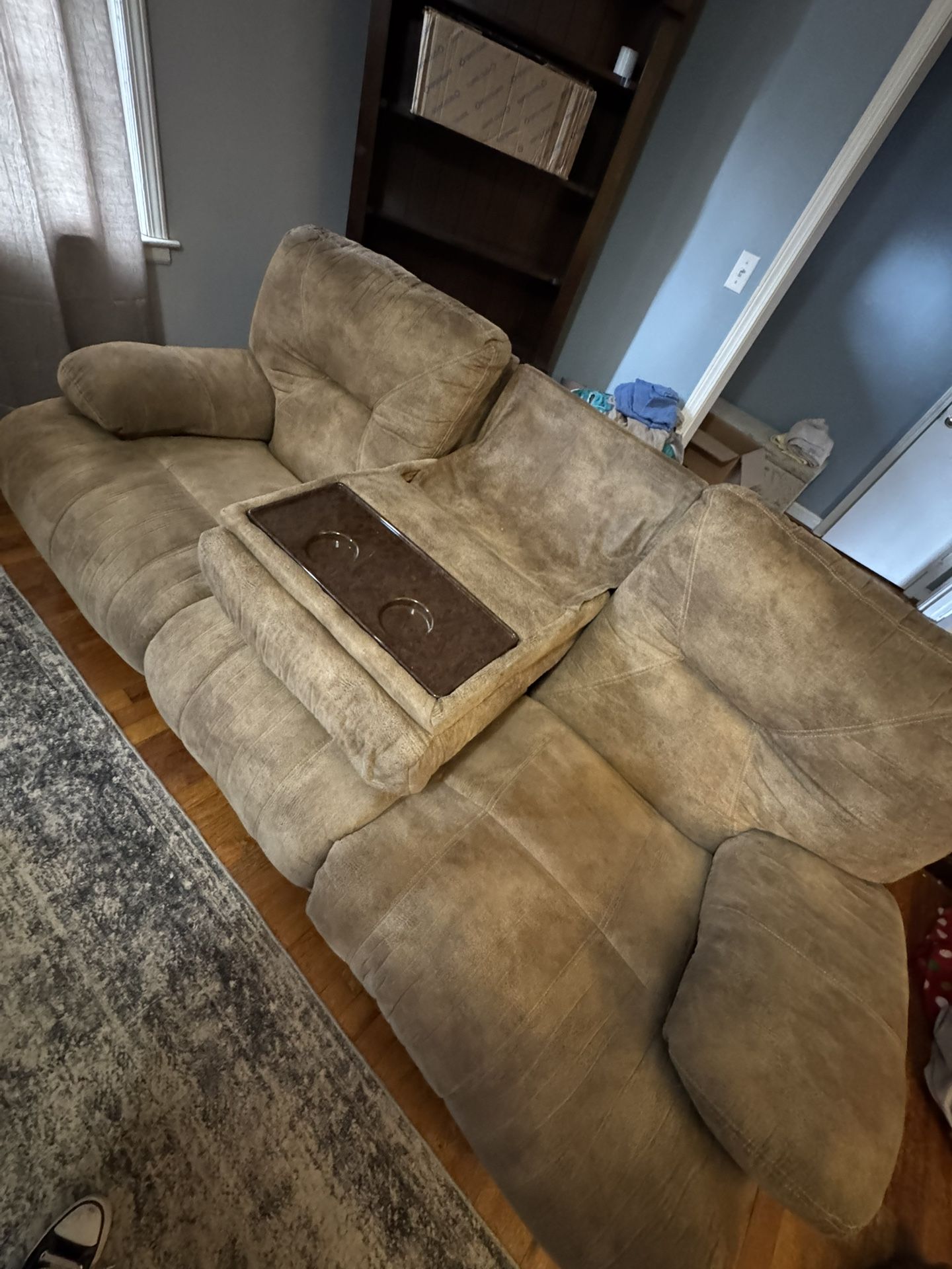 2 Piece- 5 Seater Reclining Couch