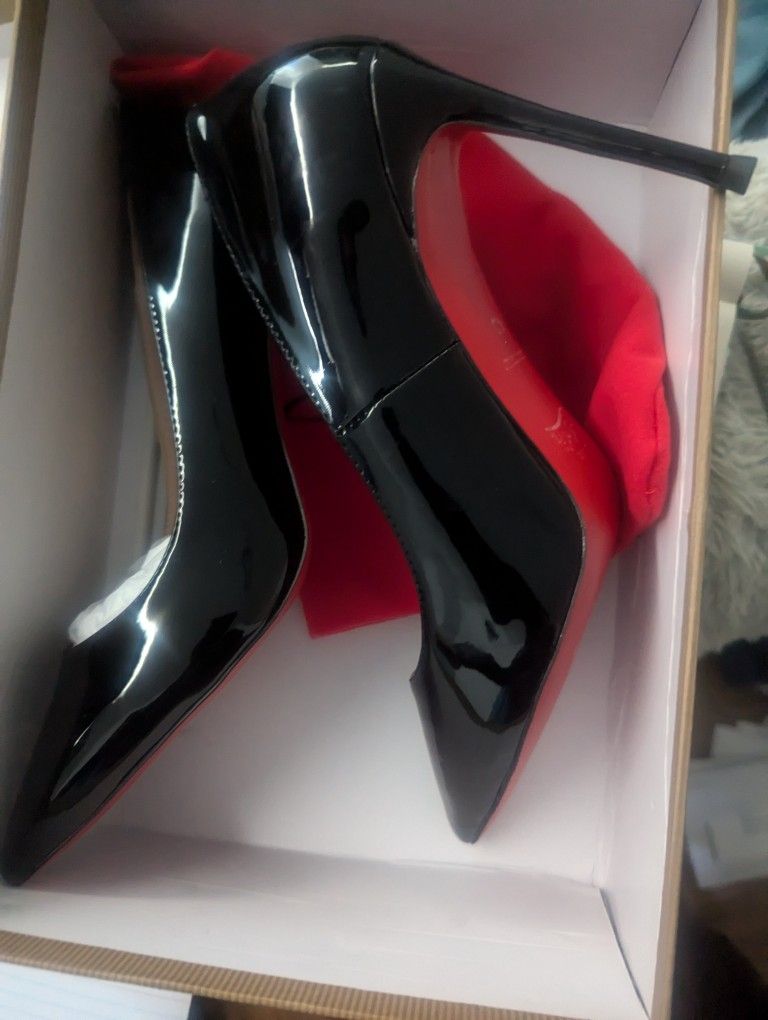 Black Heels Size 7 & 8
