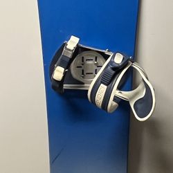 K2 Fatbob Snowboard Blue and White with Bindings 4x4 Mount Pattern 154 cm