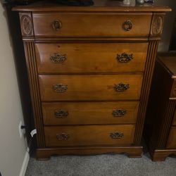 Wooden Dresser 5 Drawers