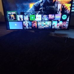 TCL Roku TV 40ins