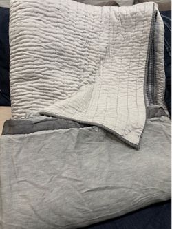Pottery barn king size bedding