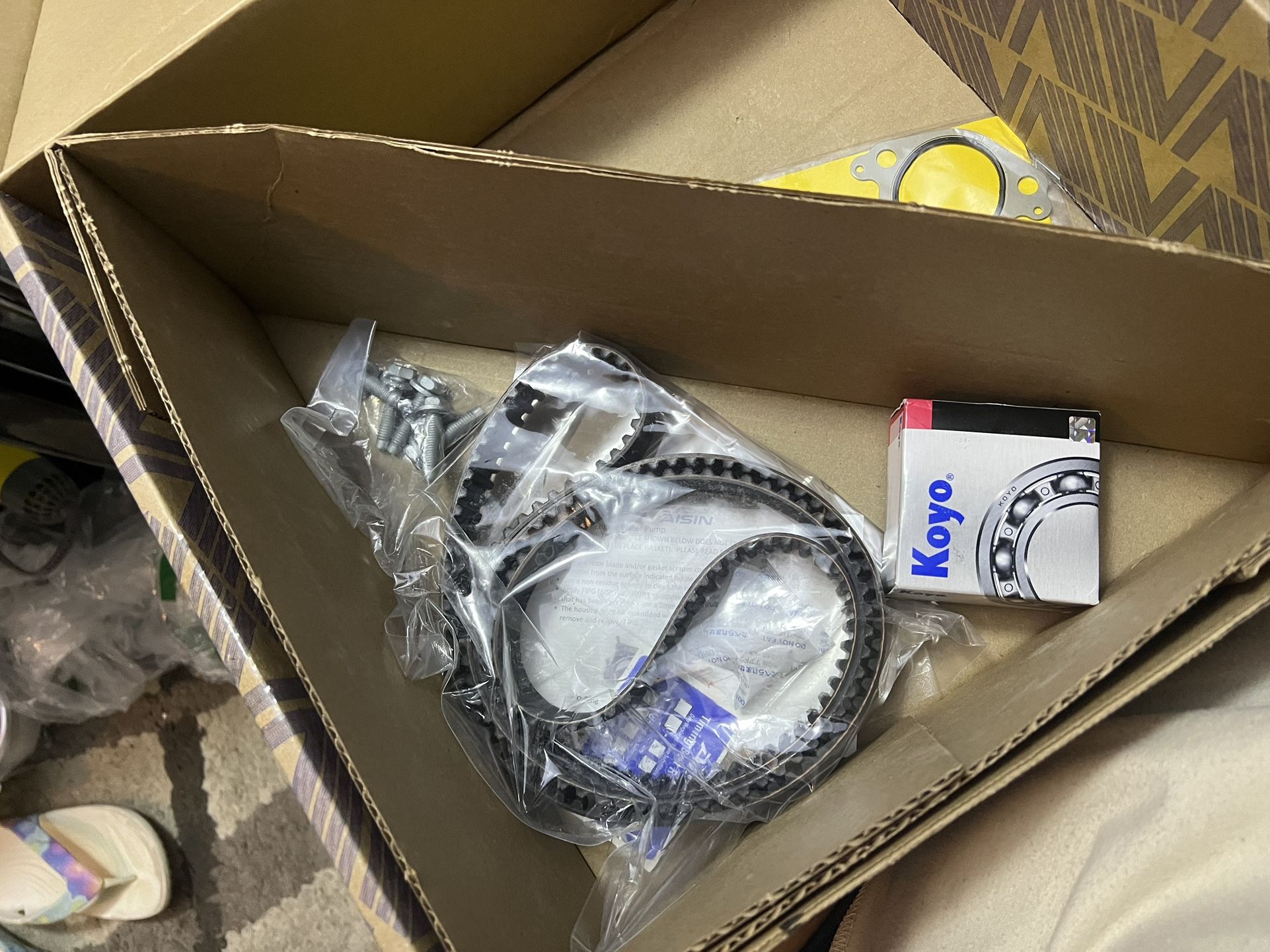 AISIN TKT-021 Engine Timing Belt Kit with Water Pump for Sale in San  Antonio, TX OfferUp