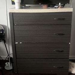 Dresser Set