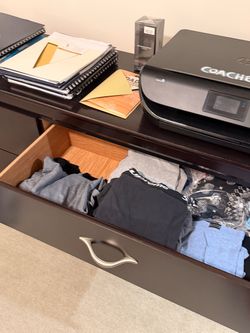 dresser