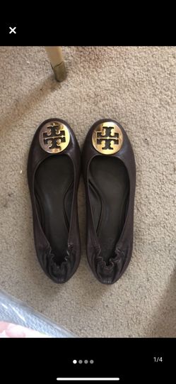 Tory Burch brown flats