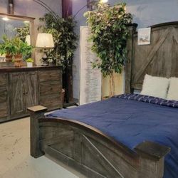 Full Rustic Bedroom Set