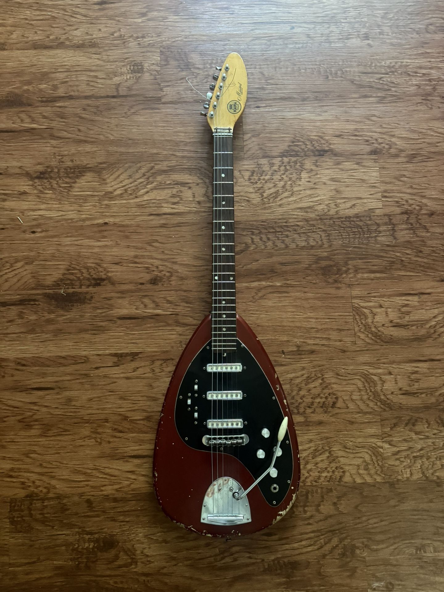 60’s Teardrop Kapa Minstrel