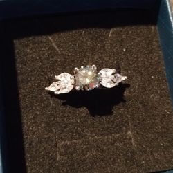 Moissanite Ring 