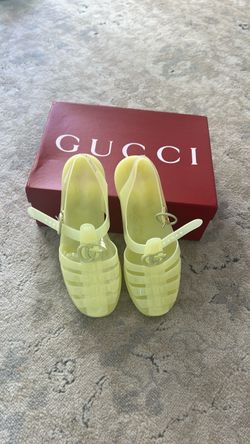 Gucci jelly  sandals size 8.5 women’s