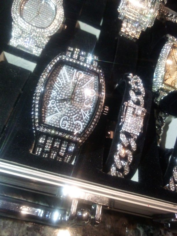 Black Watch Lab Diamond Ice And Bracelet Two piece  display picture 2