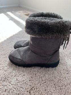 Boots Size 6 Womens