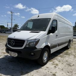 2014 Mercedes Sprinter 2500 High Roof Extended 