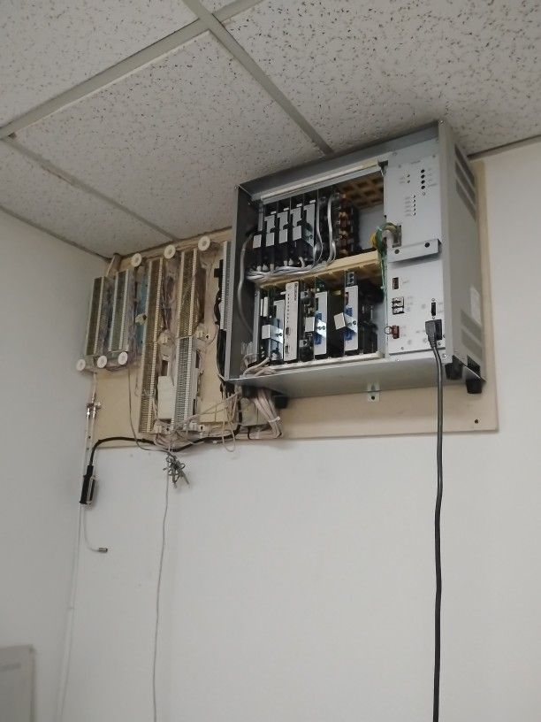 Toshiba Strata DK96 Digital Telephone Chasis 