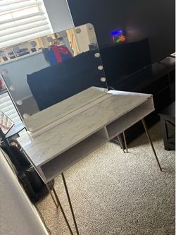 Makeup Vanity