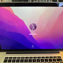 MacBook Pro w/ Retina 15” Computer (mid-2105)