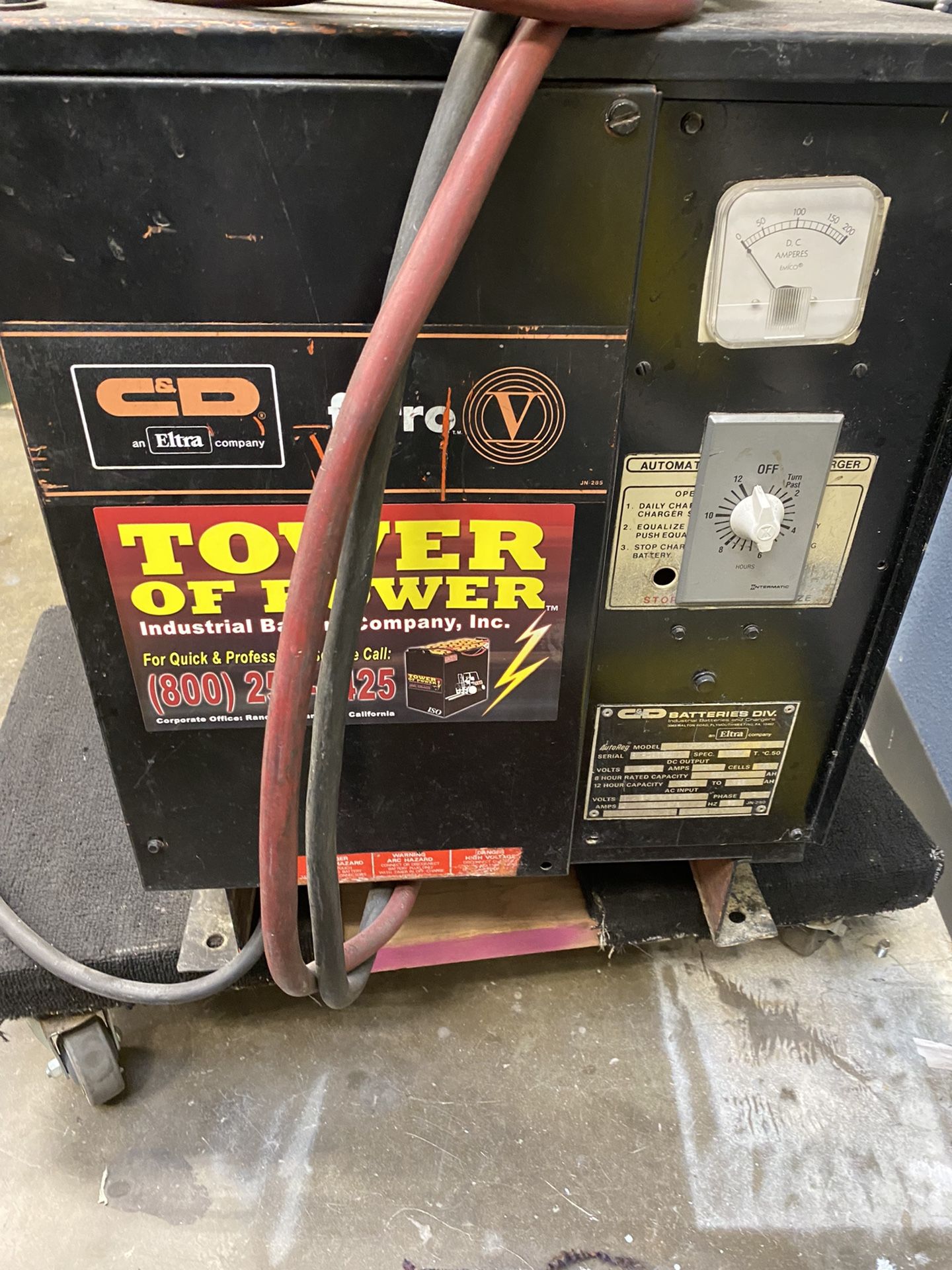 Forklift battery charger 24volt $250 Obo!