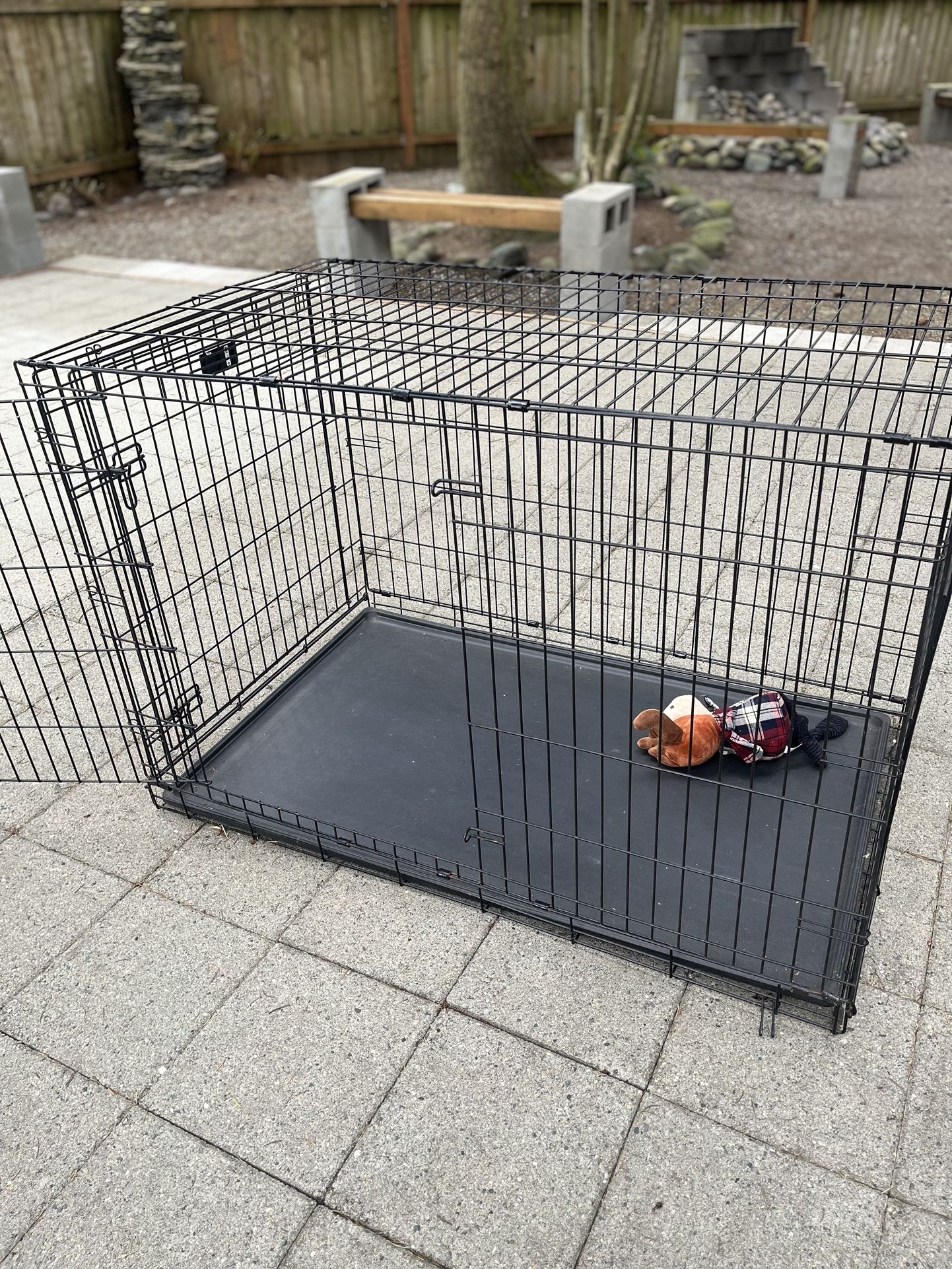 Collapsing LARGE Wire Dog Crate 