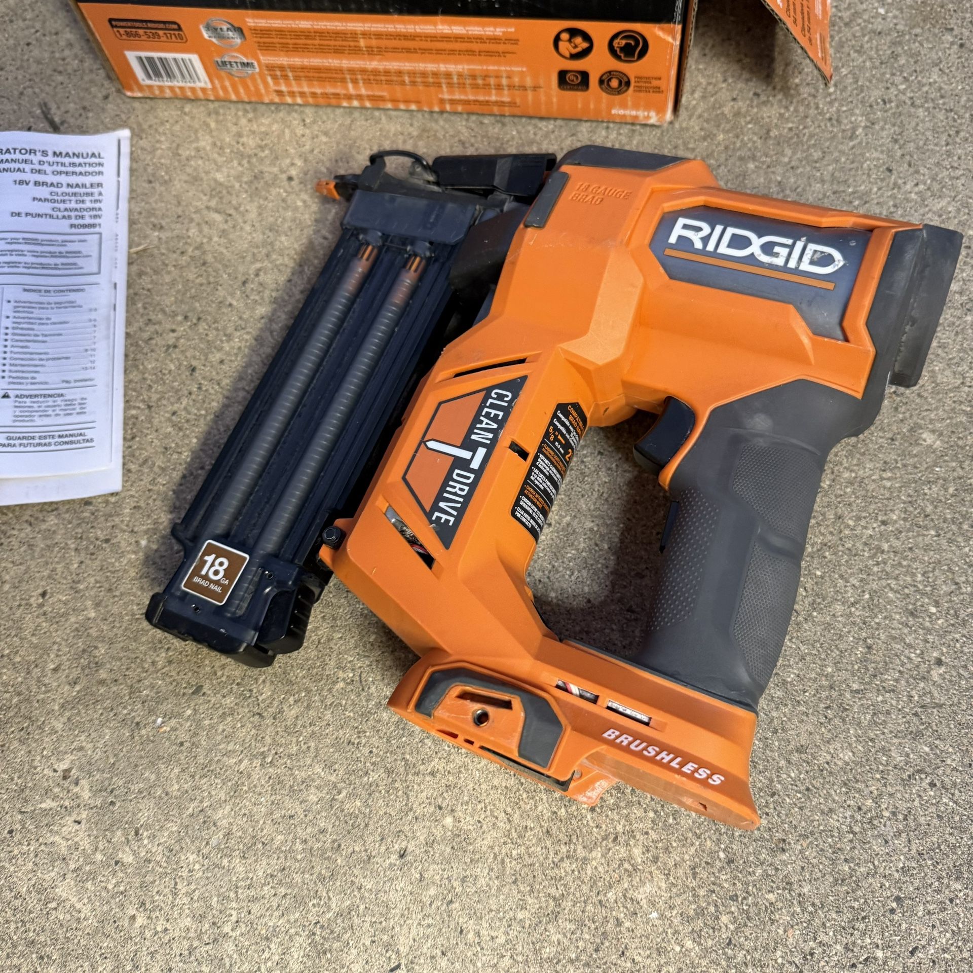 RIDGID 18V Brushless Cordless 18-Gauge 2-1/8 in. Brad Nailer (Tool Only) with CLEAN DRIVE Technology  