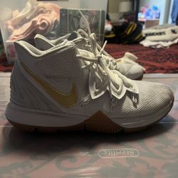 Nike Kyrie’s