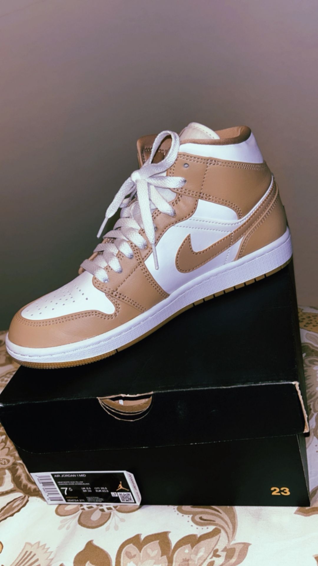 Jordan 1s Mid