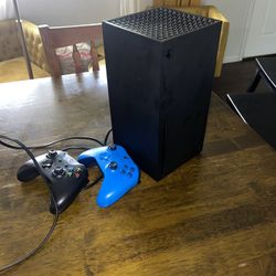 Xbox One X 1TB