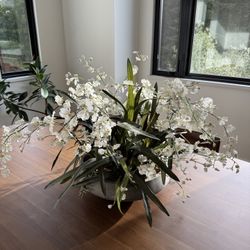 Beautiful Ethan Allen Flower Arrangement Decor