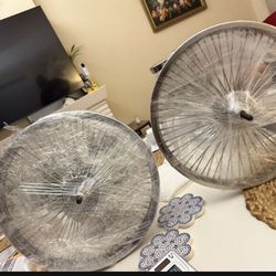 68 Spokes 16” Rims Selling as A SET ONLY.. Pick up temple city.. 