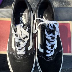 Women Vans Size 8