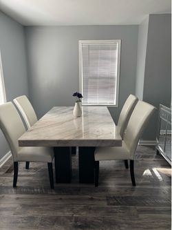 Marble Dinning set