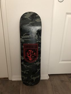 Blackout Skateboard Deck 8.0