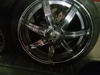 CHROME RIMS 20s
