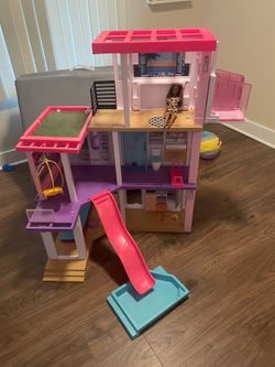 Barbie DreamHouse Dollhouse