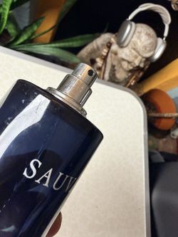 Dior Sauvage Eau de Toilette 3.4 oz 100 mL Men’s Cologne with Cap Partial
