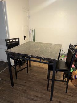Dining table w/2 chairs