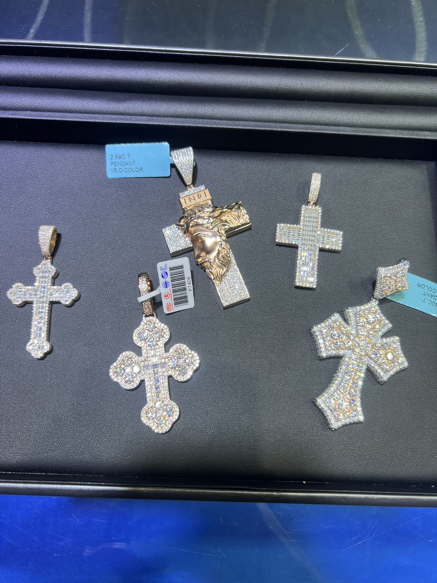 Moissanite rose gold cross pendants