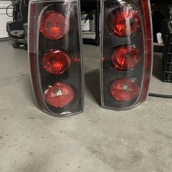 2007-2014 GMC Yukon Tail Lights 