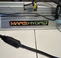 Mars Hydro TSL-2000 300W LED Grow Light Dimmable w/ Rope Hangers