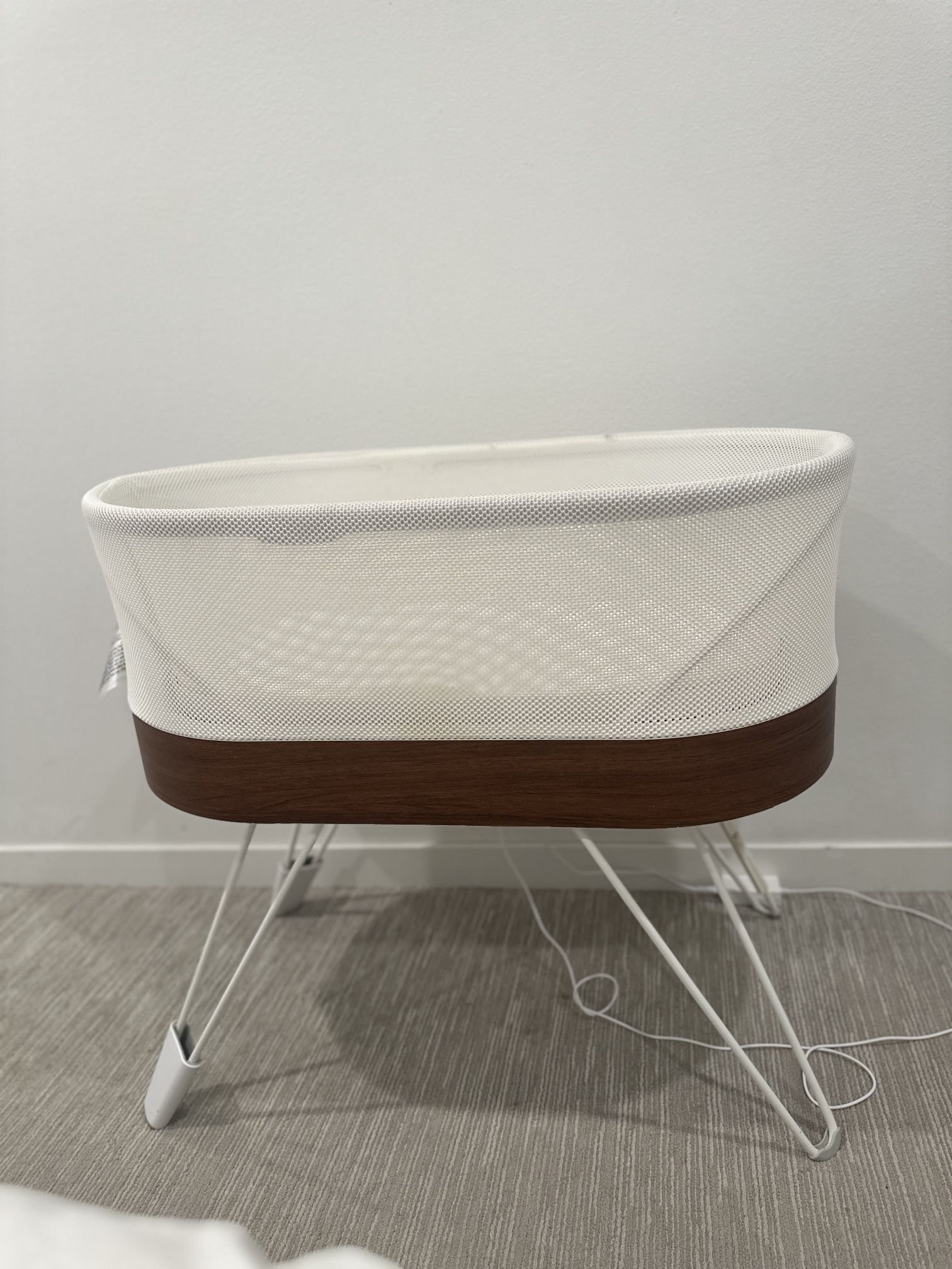 For Sale: SNOO in Excellent condition (first & only owner)
