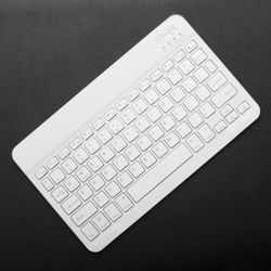  Bluetooth Keyboard 