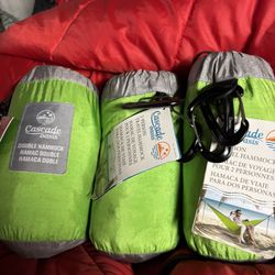 3 Hammocks 