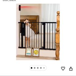 Brand New : 30.3-47.2" Auto Close Dog/Pet Gates